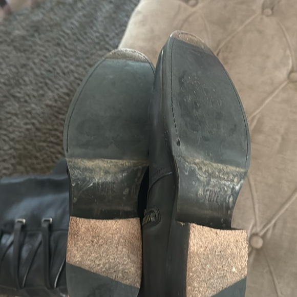 Frye black leather boots 9.5 - Picture 4 of 7